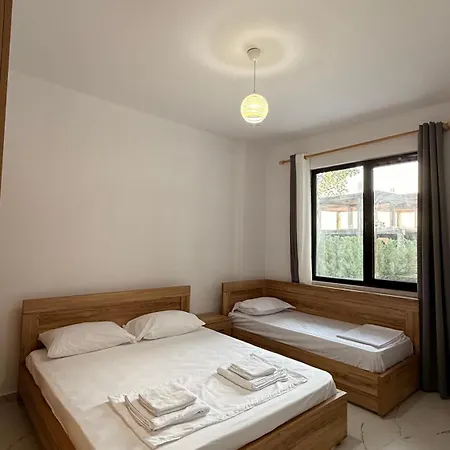 Appartement Azure Golem (Tirana)